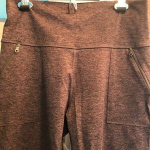 Aerie Offline The Hugger Hi-Rise Leggings